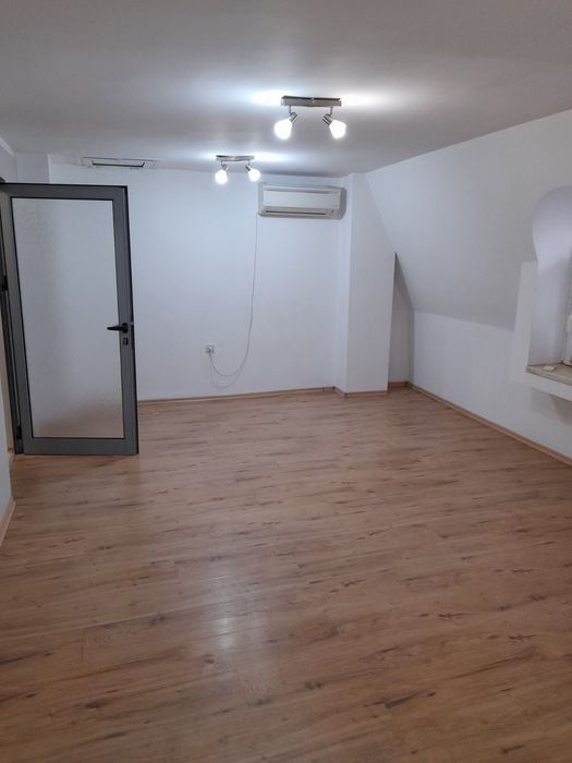 Продава се Двустаен апартамент в Русе, Център - 66 кв.м за 1288 €/кв.м - Снимка #5