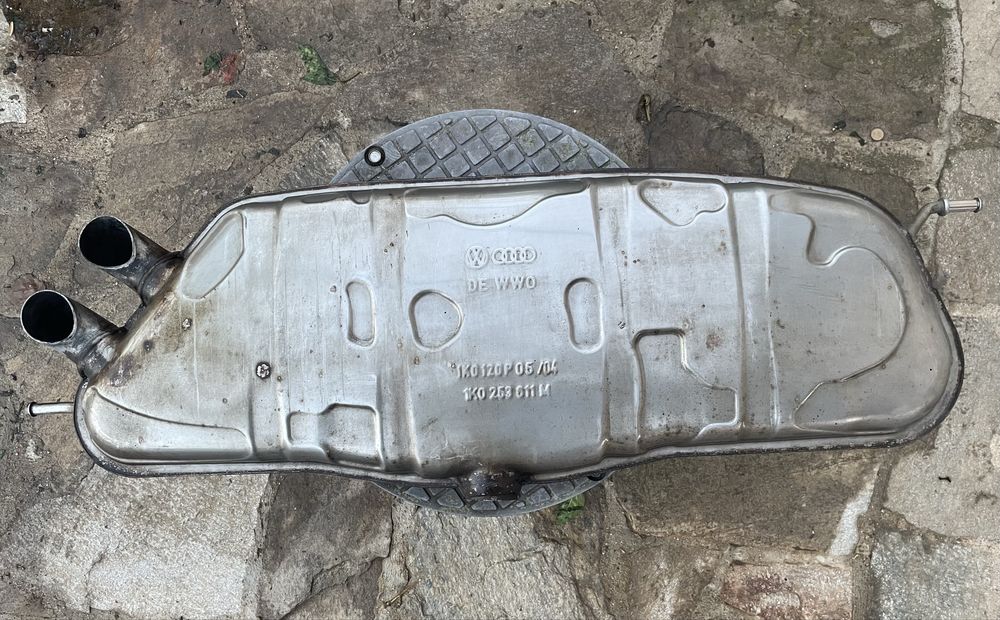 Оригинално гърне от голф 5