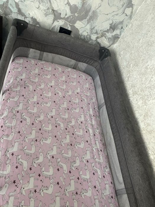 Продам манеж кроватку