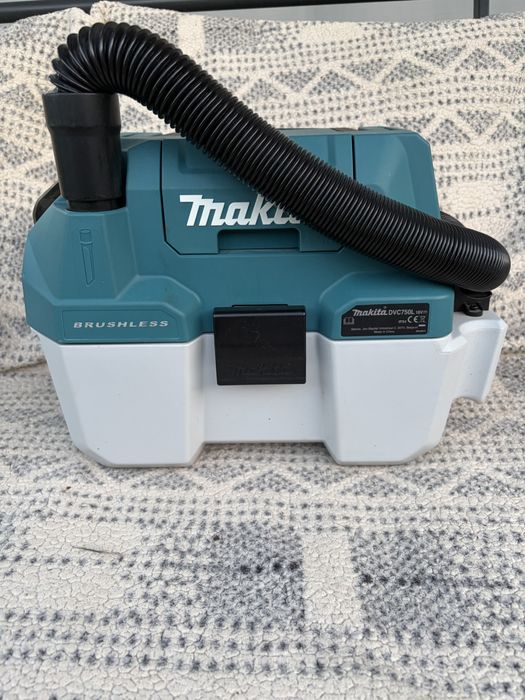 Aspirator Makita DVC750L 18V