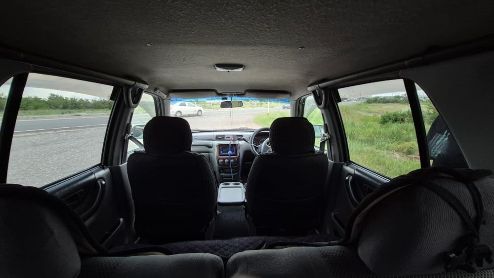 Продам машину Honda c-rv