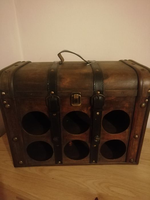 Дървена кутия за вино