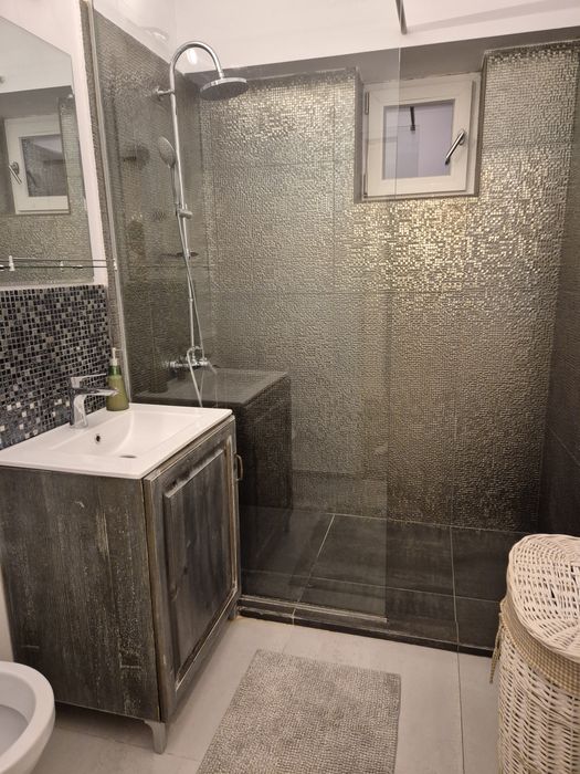 Inchiriez apartament ultracentral 2 camere proaspat renovat