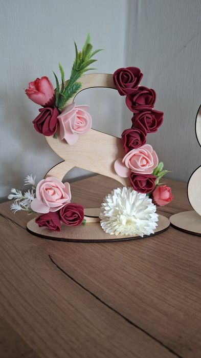 Два модела декорация за 8- ми март