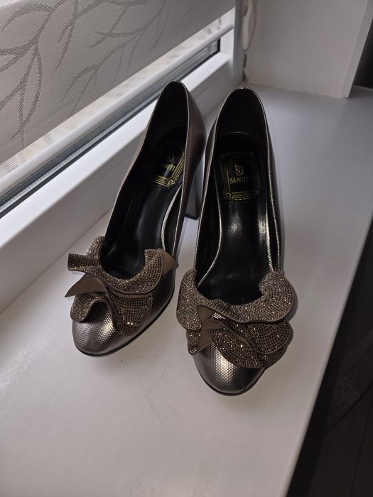 Продаю новые обуви