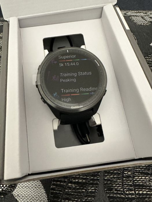 Garmin Forerunner 965 TitaniumDLC CarbonGrey 47mm NOU nu Fenix 8 7 Pro