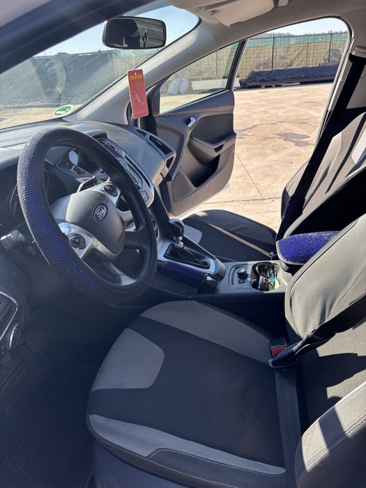 Vand ford focus