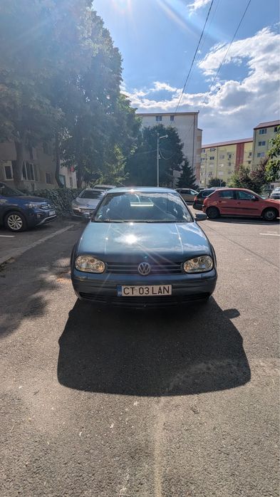 Vand Golf 4 Pacific Edition(Clima,Servo,Geamuri fata spate electrice,188 mii  km reali!