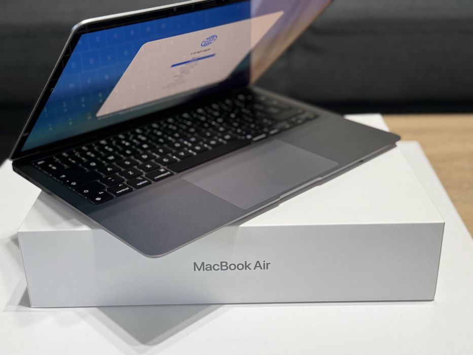Apple MacBook Air M1 13 Inch/ 8 GB/ 256 GB SSD/ Гаранция