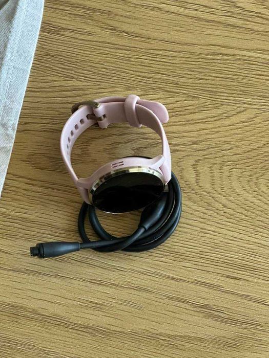 Garmin Venu 3S - розов