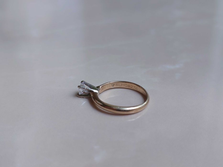 Inel logodna cu diamant natural princess cu certificat GIA