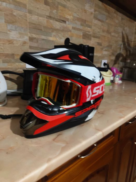 Кросова каска ::