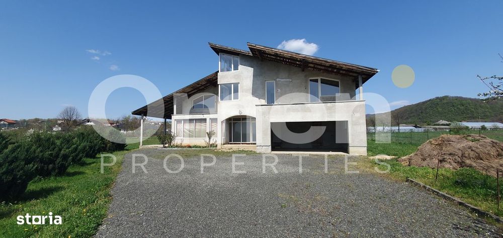 Casa de vânzare Tăuții-Măgherăuș de 323 mp si 57 de ari teren