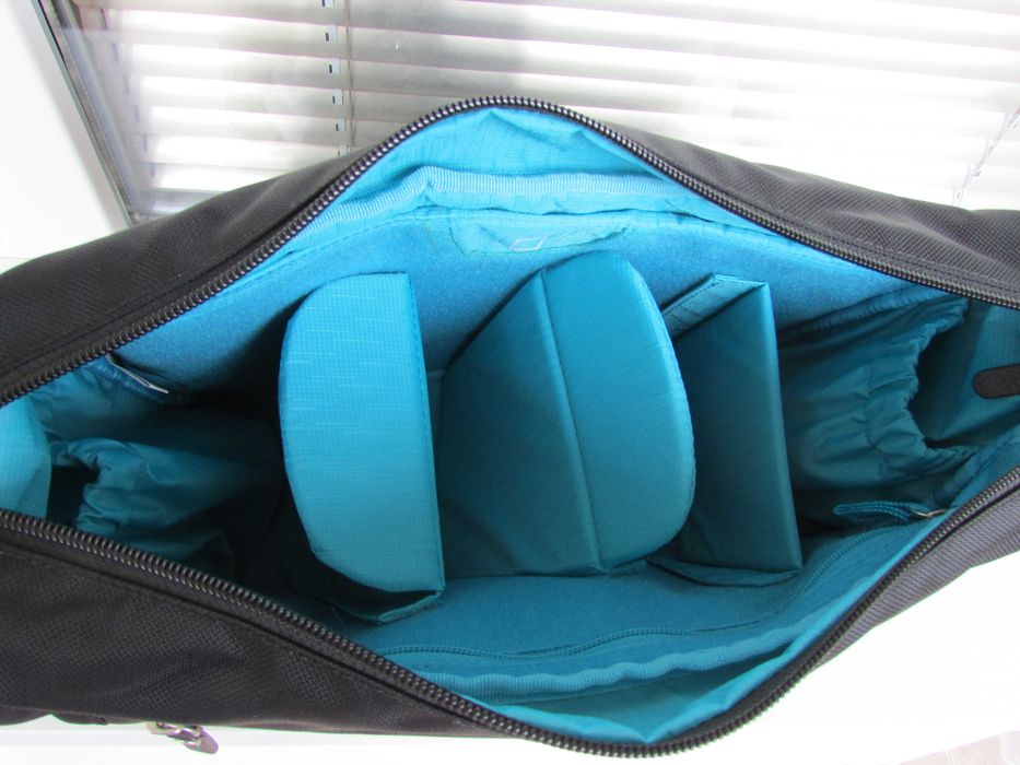 Чанта за фотоапарат Think Tank Lily Deanne Mezzo