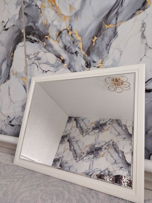 Зеркало настенное