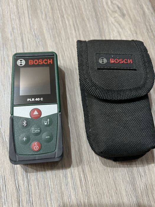 Telemetru cu laser Bosch PLR 40 C.