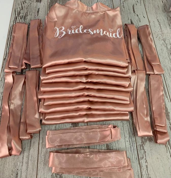 Халат за моминско парти с бродерия