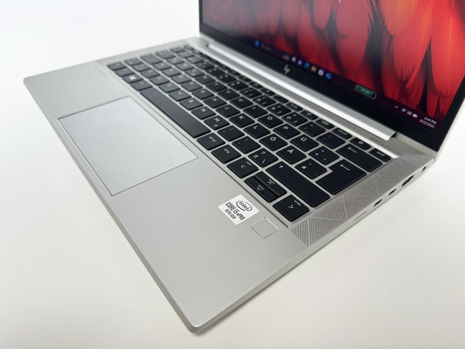 Laptop HP Elitebook Intel i5-10210U 8 gb ram 128 gb ssd  Ecran 13 inch Full HD Design slim metalic Windows 11 Factura si Garantie 1 an