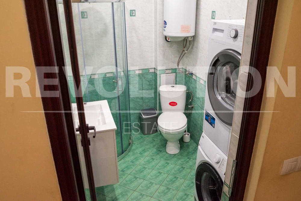 Продава се Тристаен апартамент в Варна, Център - 110 кв.м за 2546 €/кв.м - Снимка #8