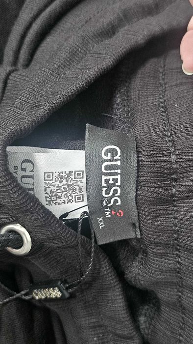 GUESS ново оригинално дамско долнище XXL