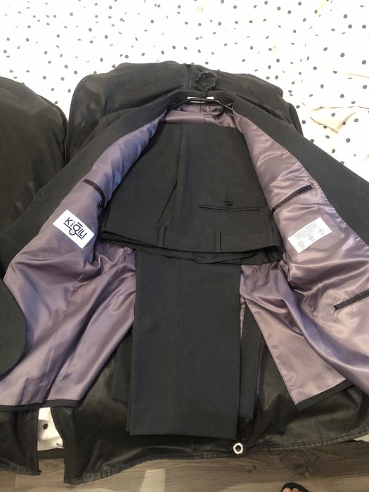 Costum pentru barbati