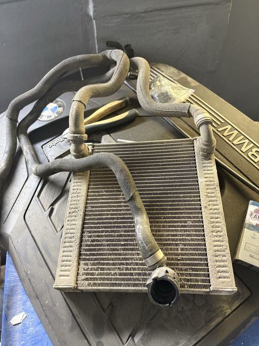 Доп. Радиатор на Bmw G30