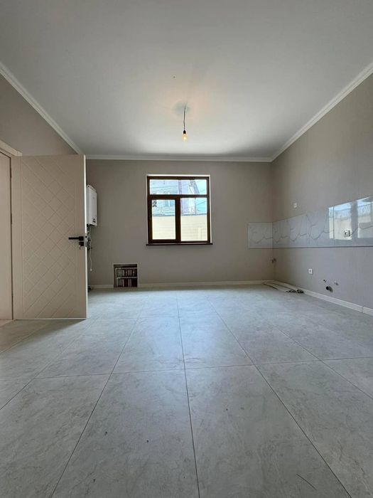 Продаётся дом 3х- комн. 1.5 сотки. Кирпичный. Новый. 82 м²