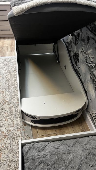 Продам Детские кватки машинки