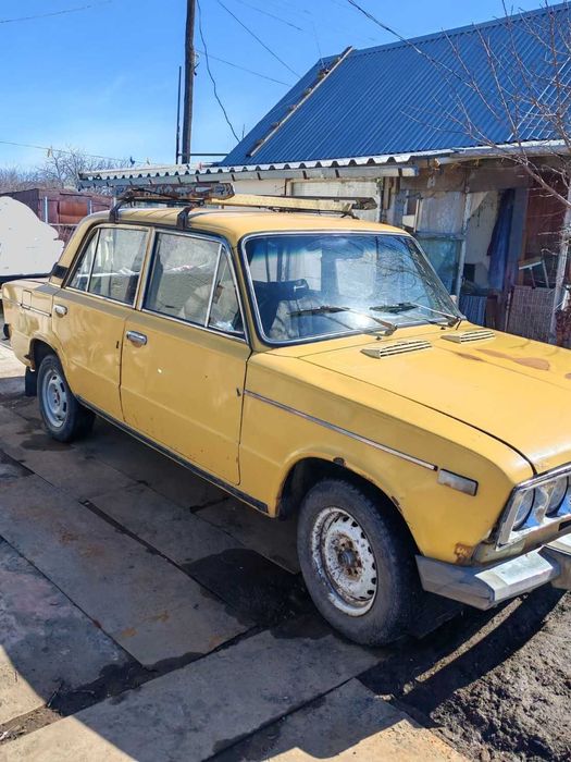 Продам    машину