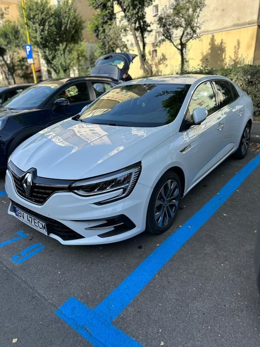 RENAULT Megane 2025 — imagine 2