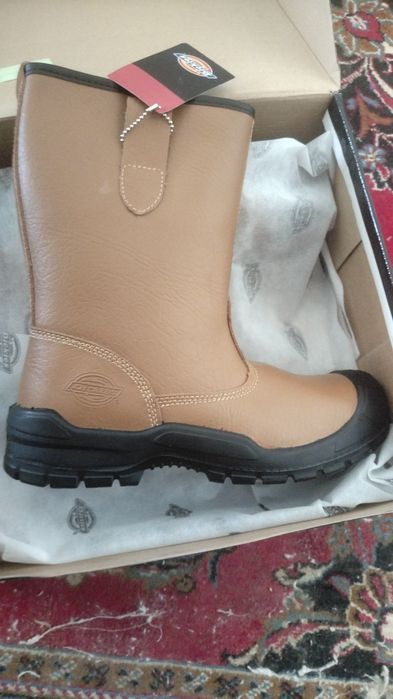 Етік сатылады 42 размер