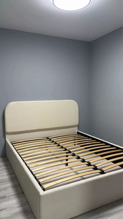 Кравать двухспальная