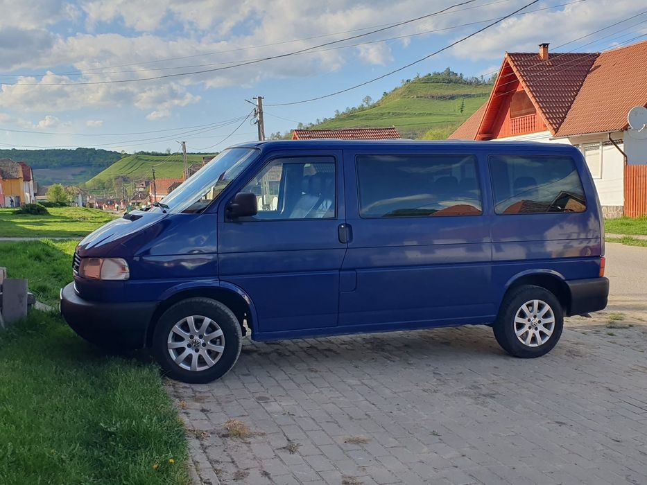 T4 Caravelle din 2003 si remorca