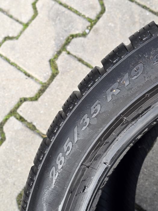 285 35 19 Pirelli
