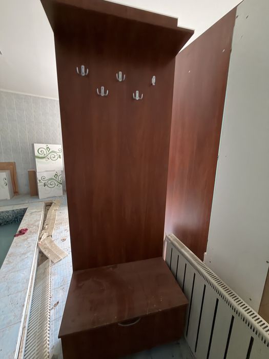Продам срочно прихожую