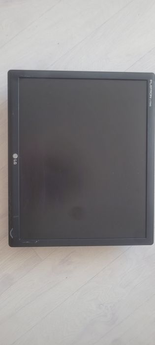 Монитор 17" LG Flatron L1734S