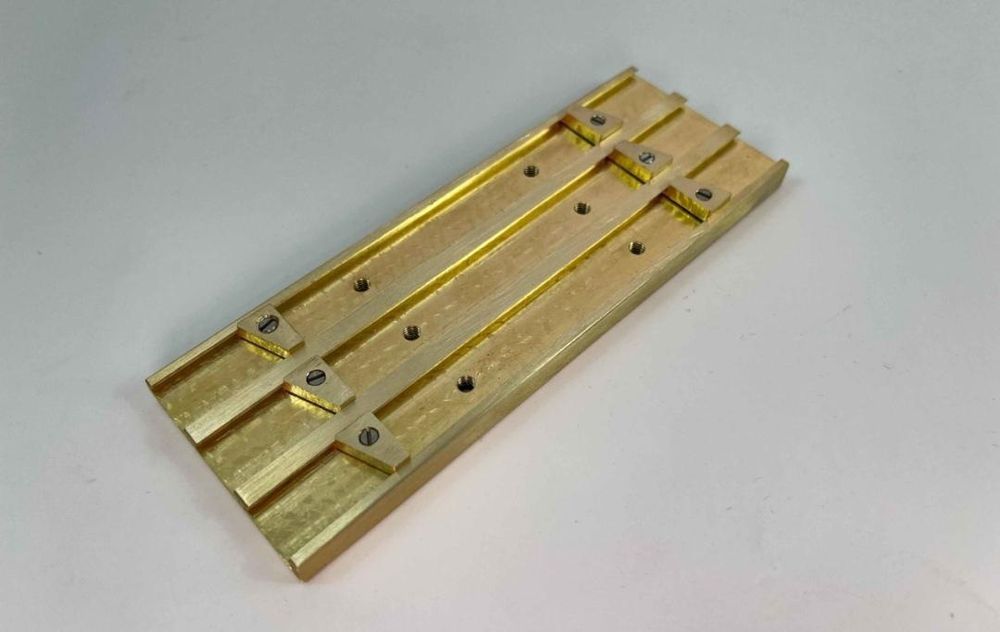 Буквы из латуни для тиснения