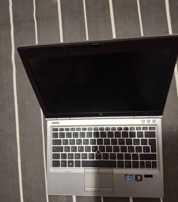 Vand laptop HP Elitebook 2570p 12 inch+cadou imprimanta