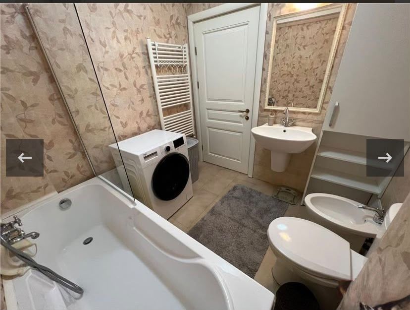 Proprietar vand apartament