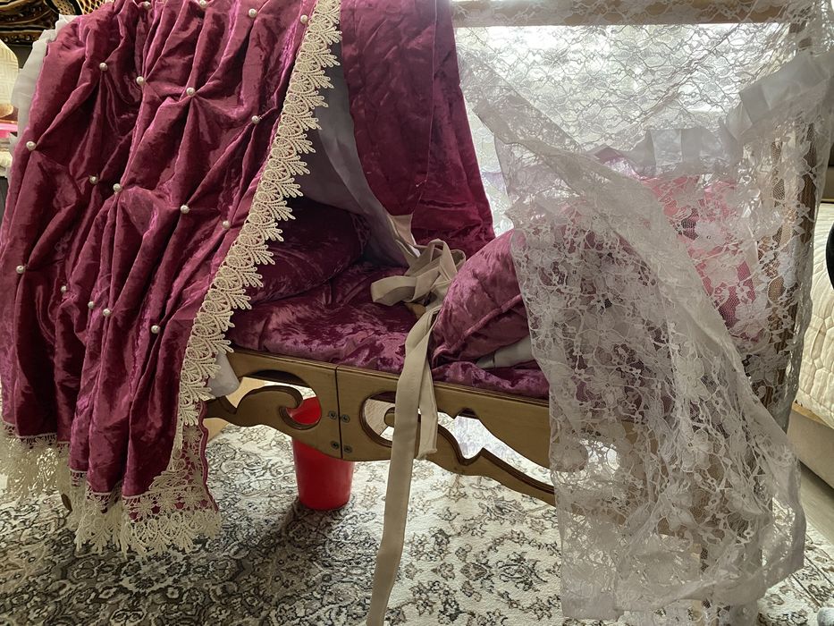 Продам бесык ручной работы