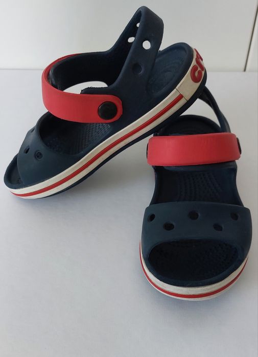 Сандали crocs c9 25-26 номер