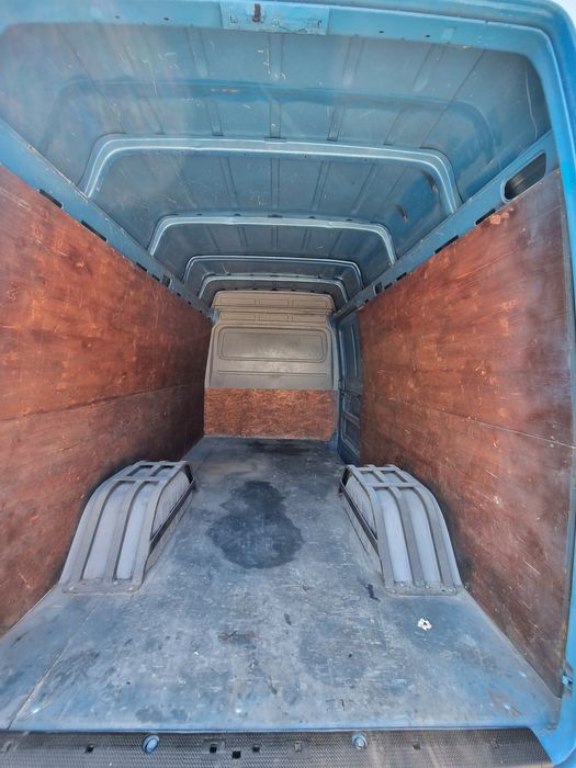 Volkswagen LT 46 Punte Dublă (Cat. B) – An 2000, 2.5 TDI 109 CP, 386.000 km