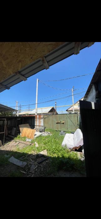 Продам Дом 6 соток участком