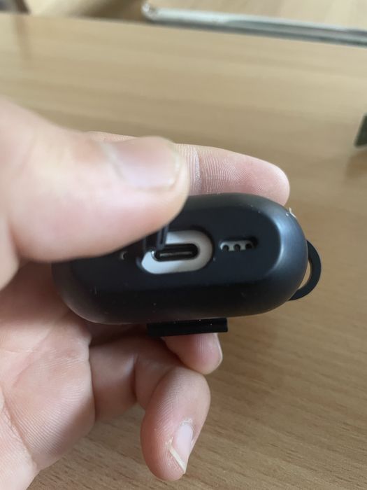 AirPods 4 ANC Правое ухо