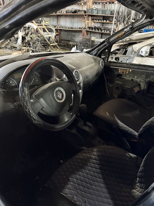 Разбор Рено Сандеро 2013 автомат