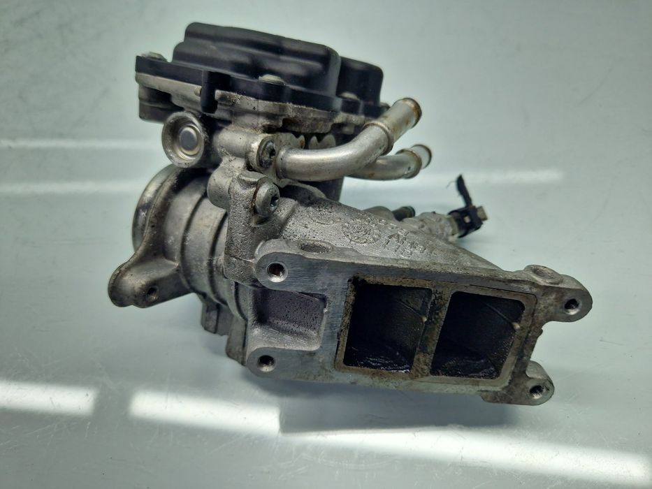 Clapeta acceleratie Volkswagen Touran (5T1) [2015-2022] 04L128059AA 2.