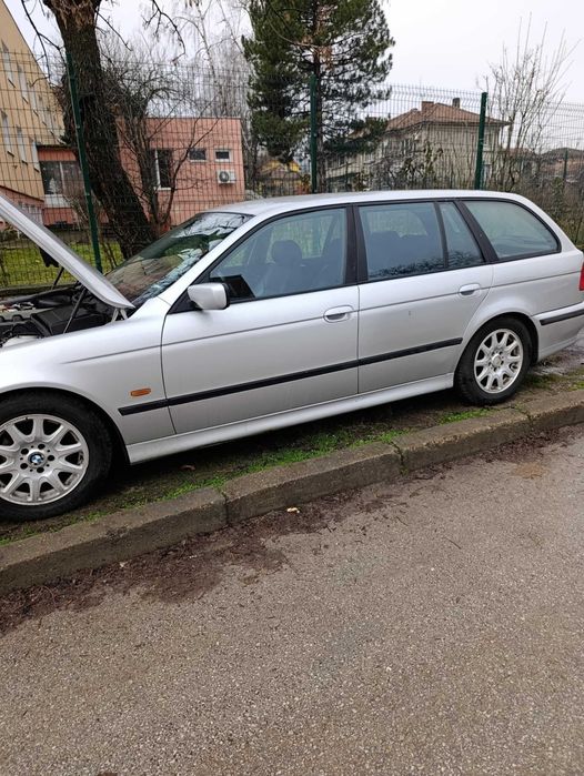 Продавам BMW 39 - комби