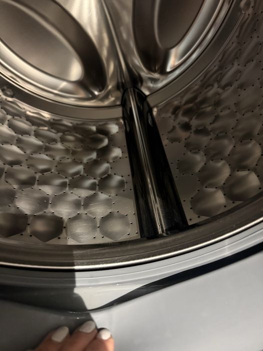 Перална машина и сушилня с термопомпа Miele