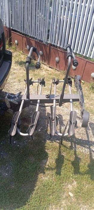 Suport pentru 4 biciclete