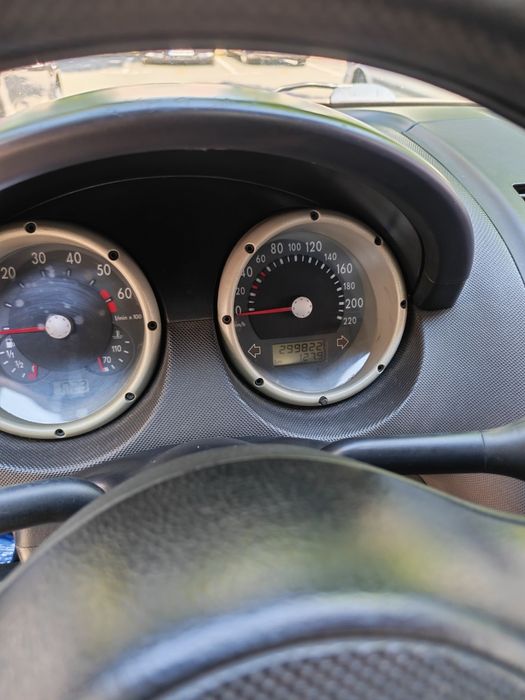 Vând vw polo 1,4 mpi